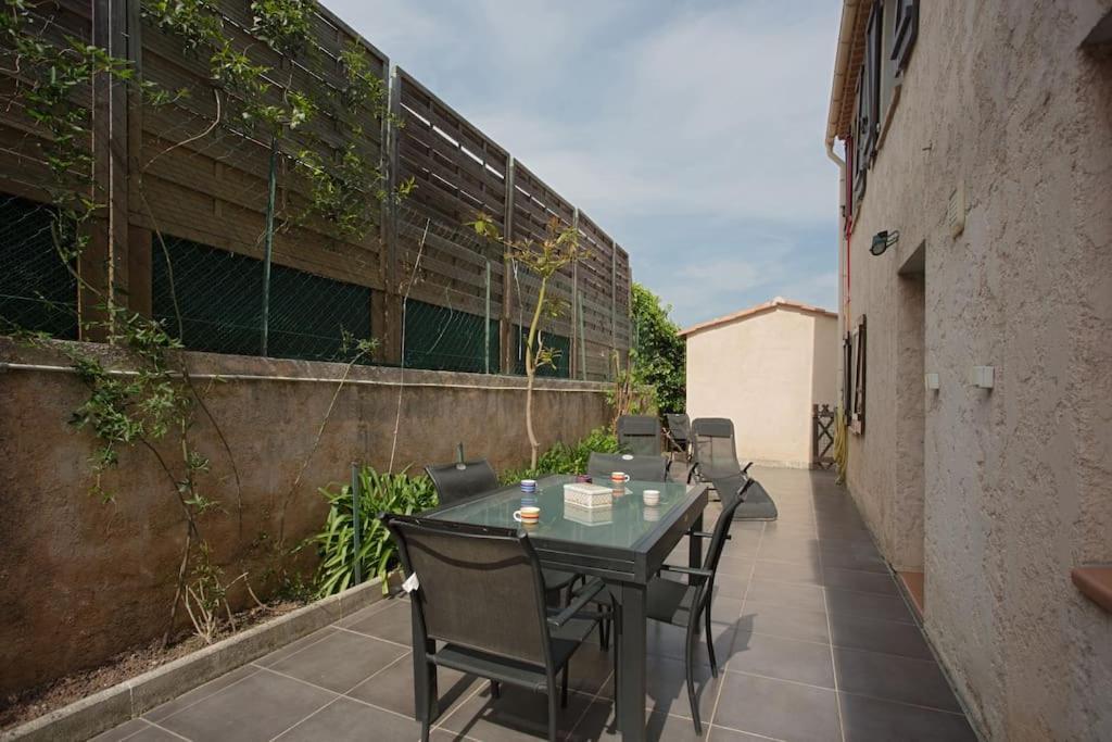 Appartement En Rez De Jardin Et Terrasse Ds Villa イエール エクステリア 写真
